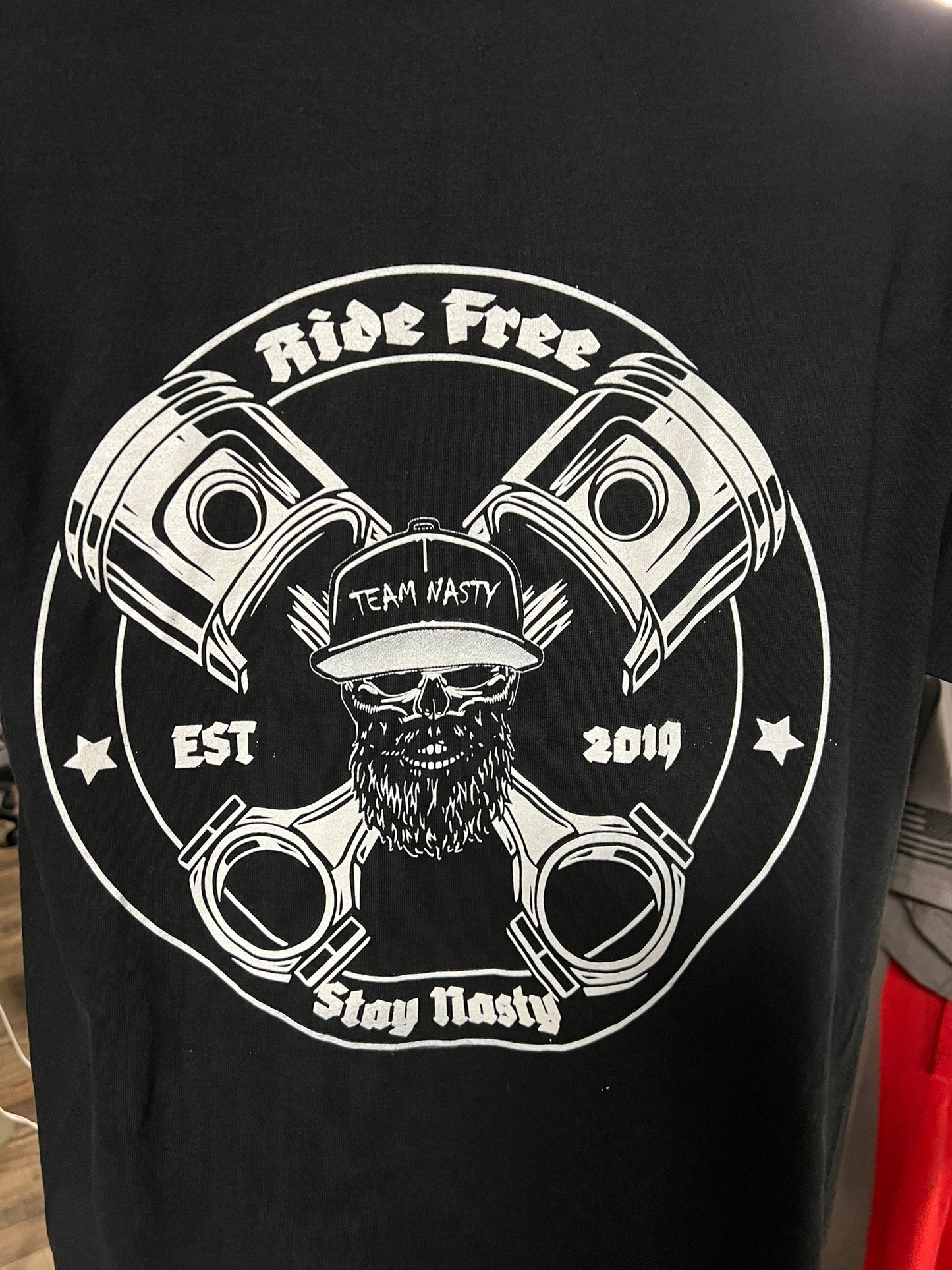 Team Nasty Ride Free Stay Nasty Men's T-shirt